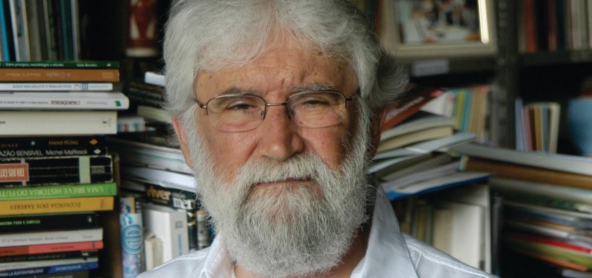 Teólogo Leonardo Boff Teólogo Leonardo Boff